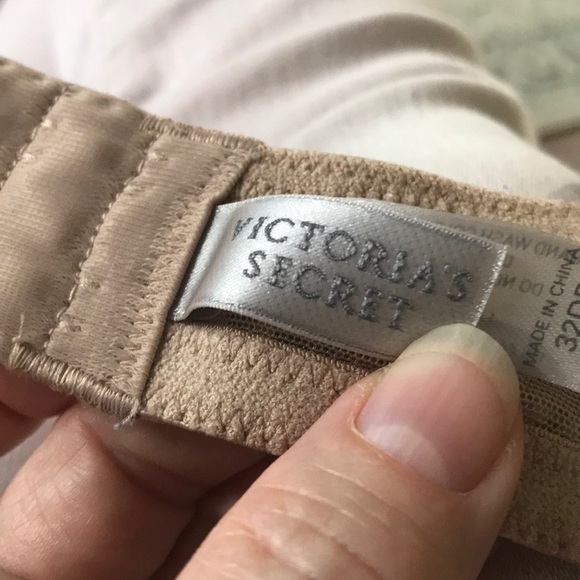 Victoria's Secret Push-Up Bra | 32DD | Cheetah Print - Picture 6 of 7